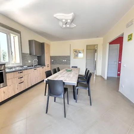 Vakantiehuis With Private Pool In *