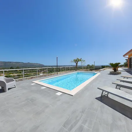 With Private Pool In *