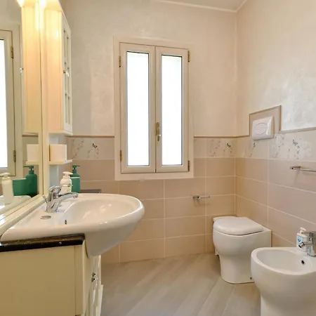 With Private Pool In * Floridia