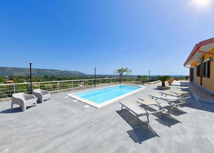 With Private Pool In * Floridia