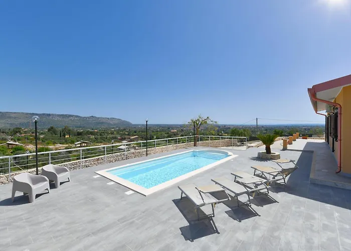 With Private Pool In * Floridia