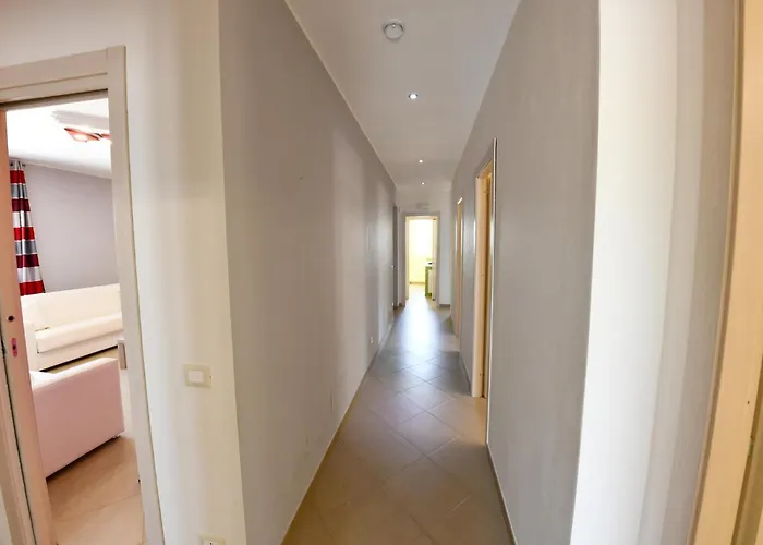 Vakantiehuis With Private Pool In *