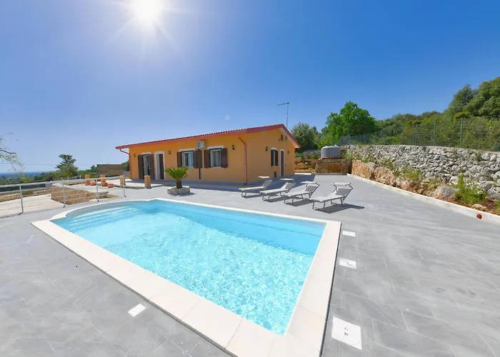 Vakantiehuis With Private Pool In *