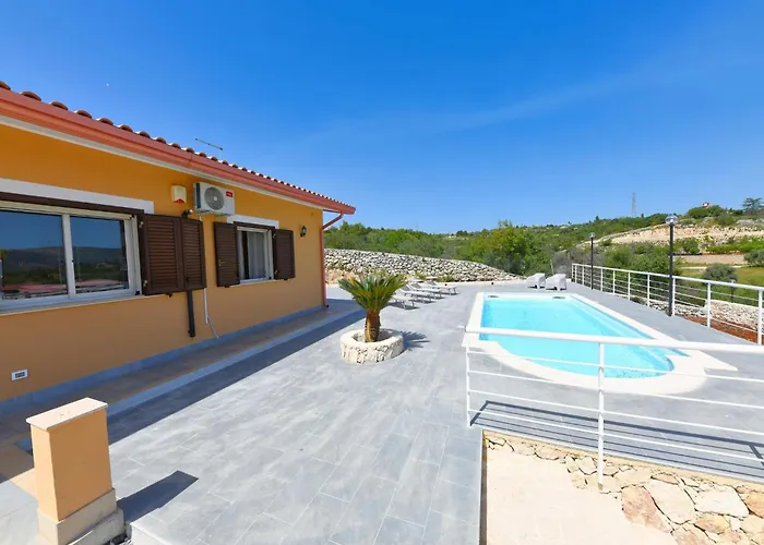 With Private Pool In *